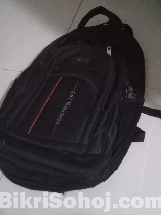 Bag for college students